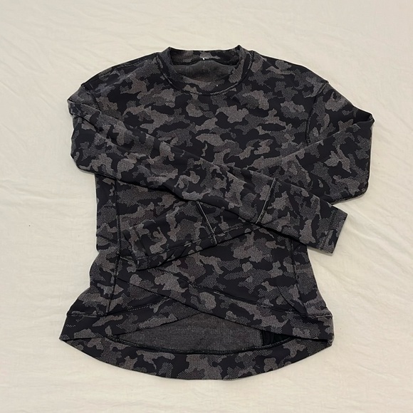 FREE SHIPPING lululemon thick running shirt - Picture 1 of 3